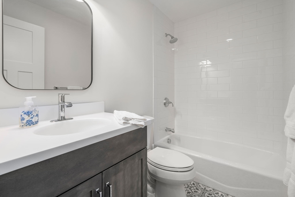 77 Abbey Road, Unit 77 Westwood, MA 02090 - Photo 16 of 24 Gallery Image 16