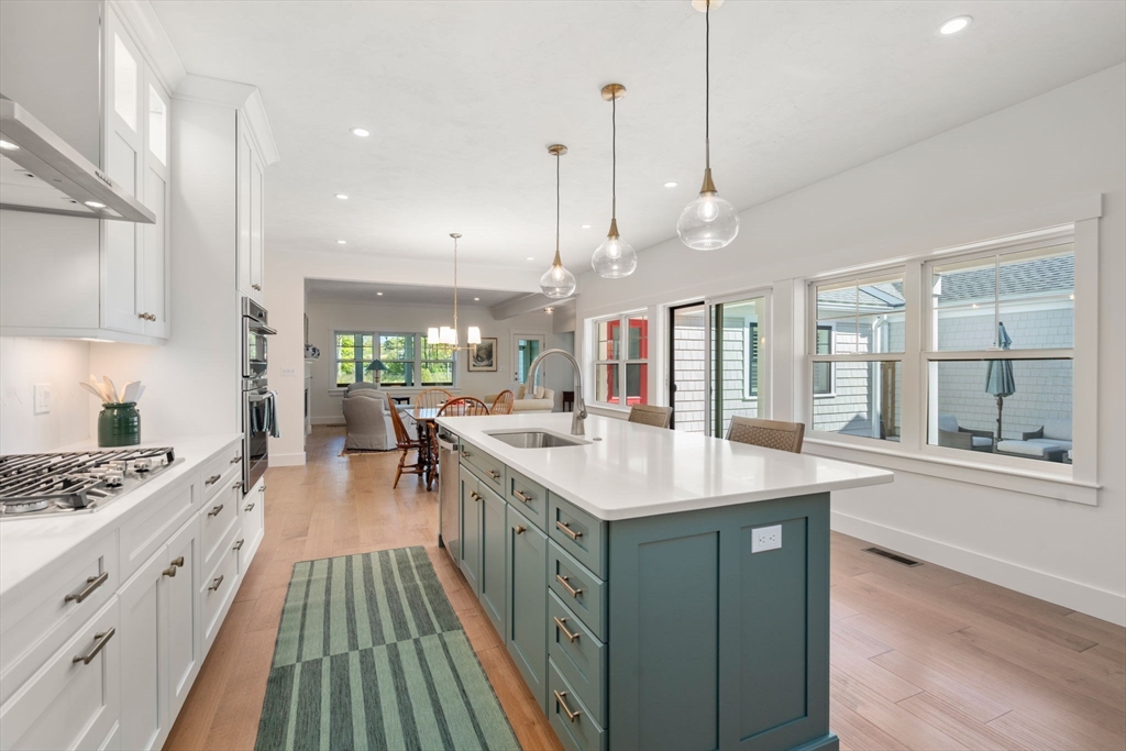 77 Abbey Road, Unit 77 Westwood, MA 02090 - Photo 3 of 24 Gallery Image 3