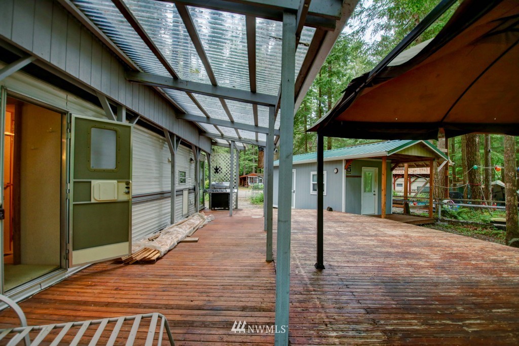 1041 Exit Road Maple Falls, WA 98266 - Photo 22 of 31