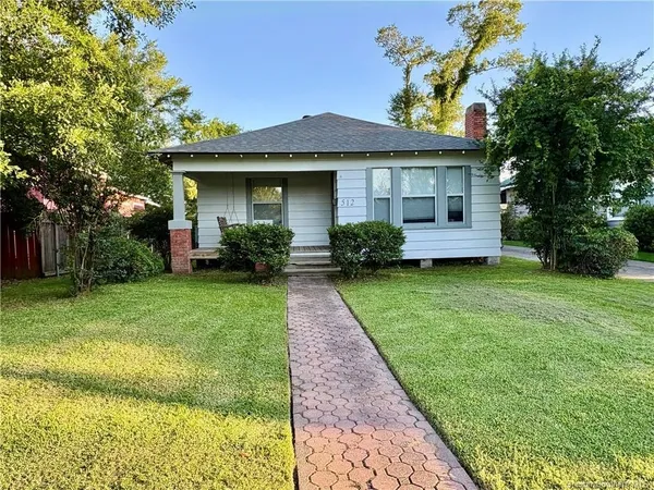 $1,200 | 512 11th Street, Lake Charles, LA 70601