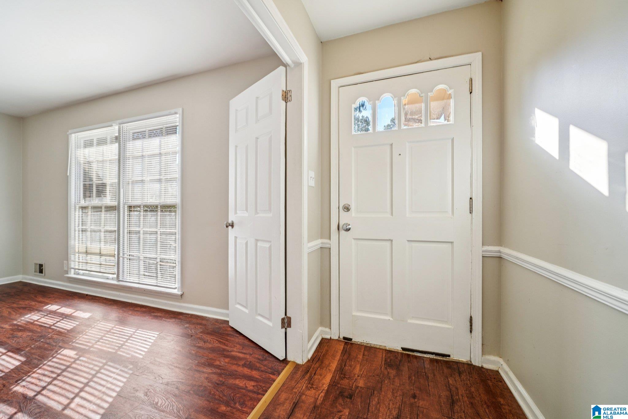 908 Rockingham Road Birmingham, AL 35235 - Photo 15 of 59
