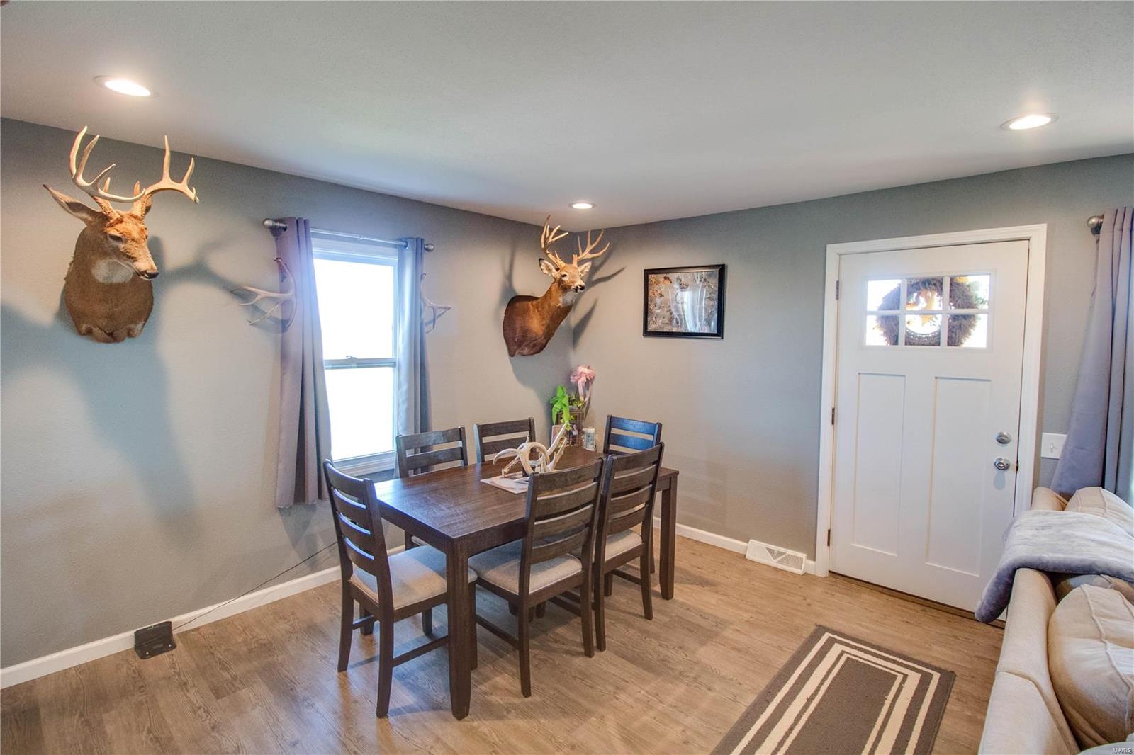 31232 Ingham Lane Brighton, IL 62012 - Photo 7 of 34