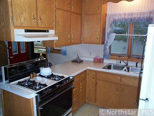 15407 Crowncrest Road Paynesville, MN 56362 - Photo 8 of 17 Gallery Image 8