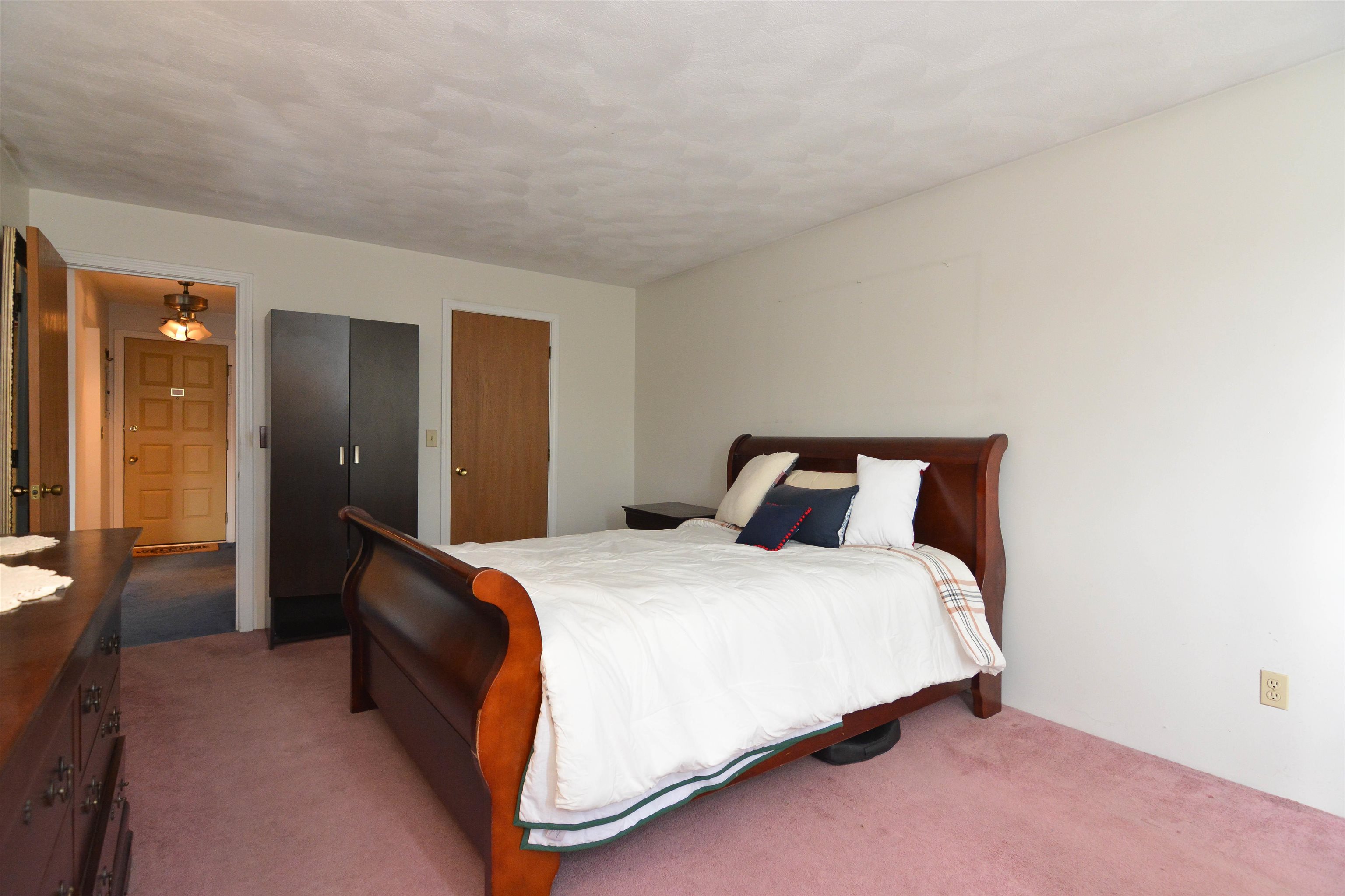 1311 Hanover Street, Unit 33 Manchester, NH 03104 - Photo 11 of 13