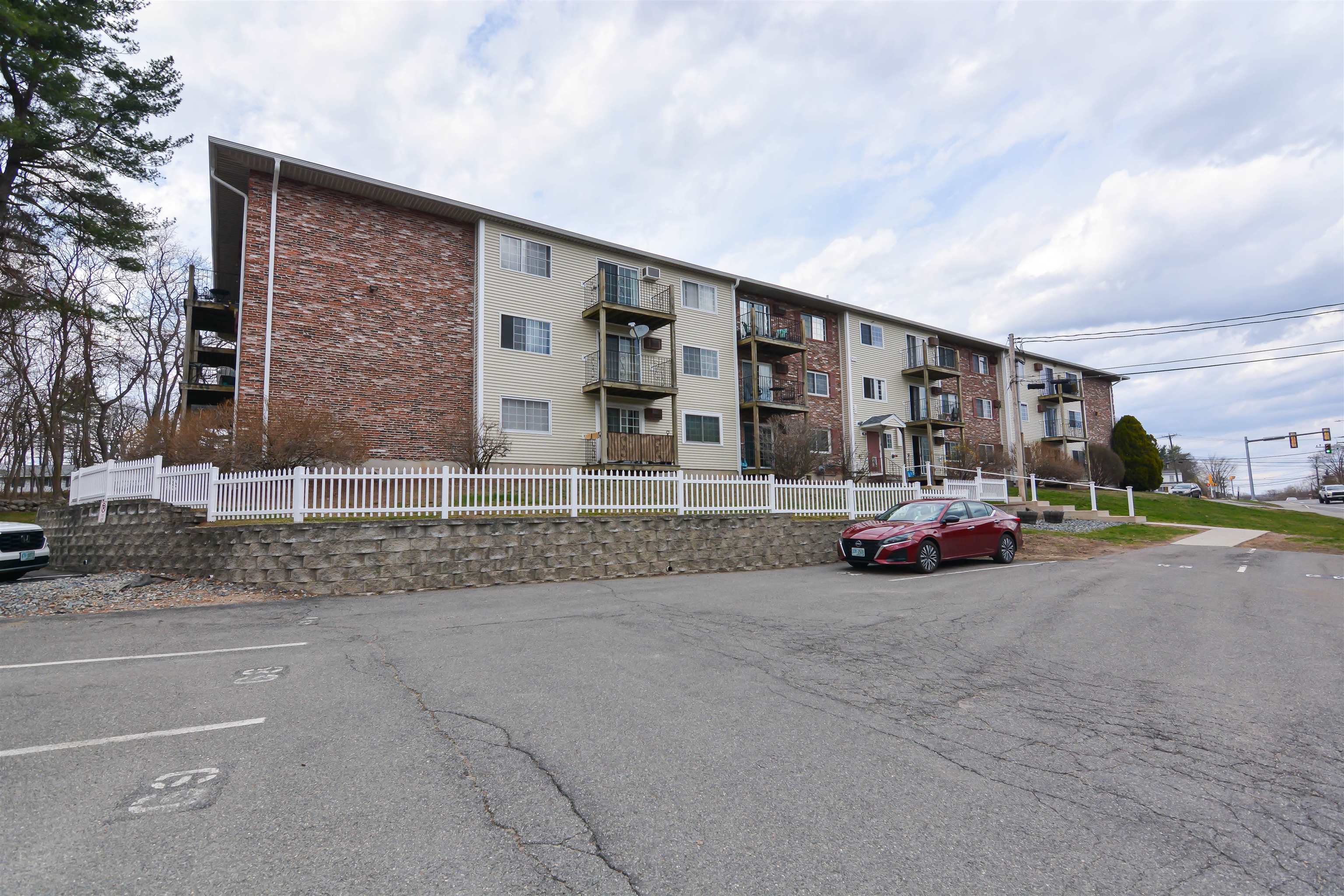 1311 Hanover Street, Unit 33 Manchester, NH 03104 - Photo 12 of 13