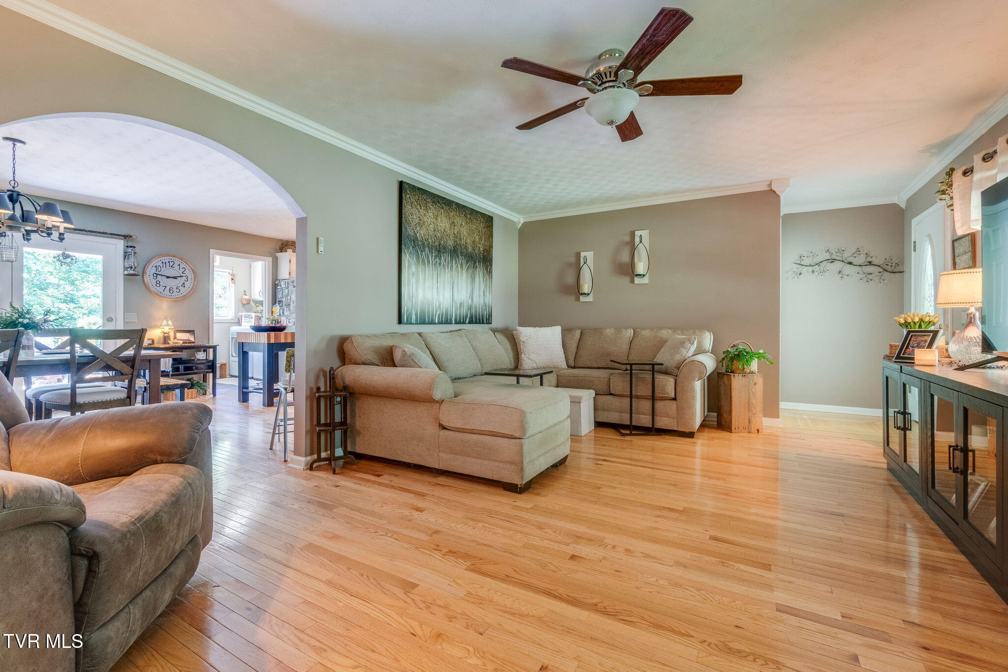 109 Cherokee Circle Erwin, TN 37650 - Photo 8 of 35 006