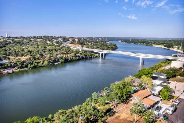 $469,000 | 2800 Circle Drive, Marble Falls, TX 78654