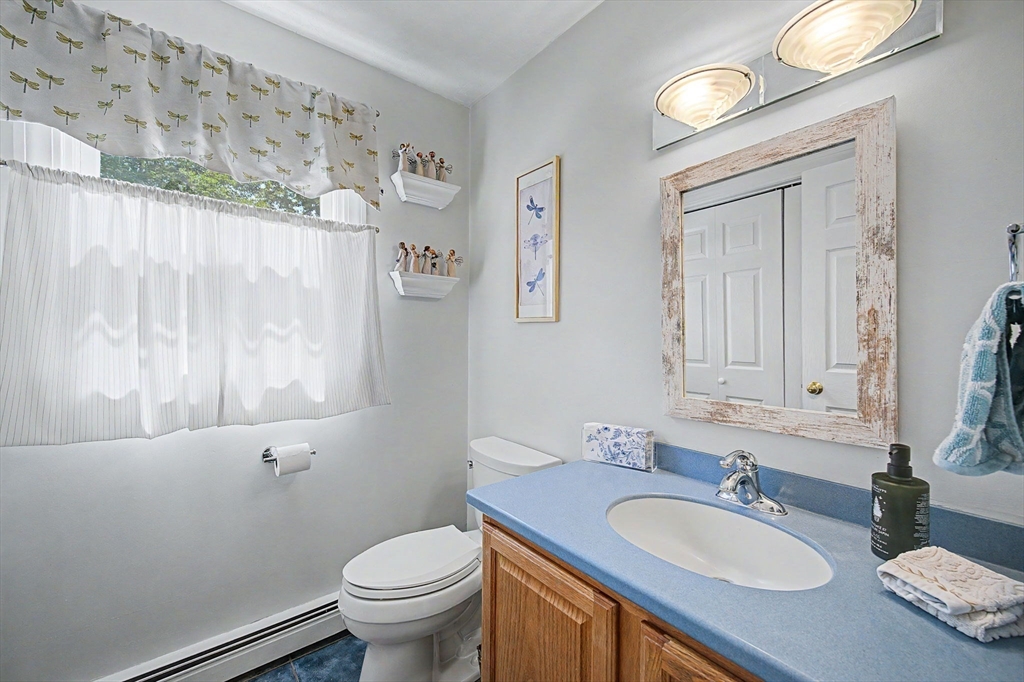 8 Vincent Road Mendon, MA 01756 - Photo 23 of 39 Gallery Image 23
