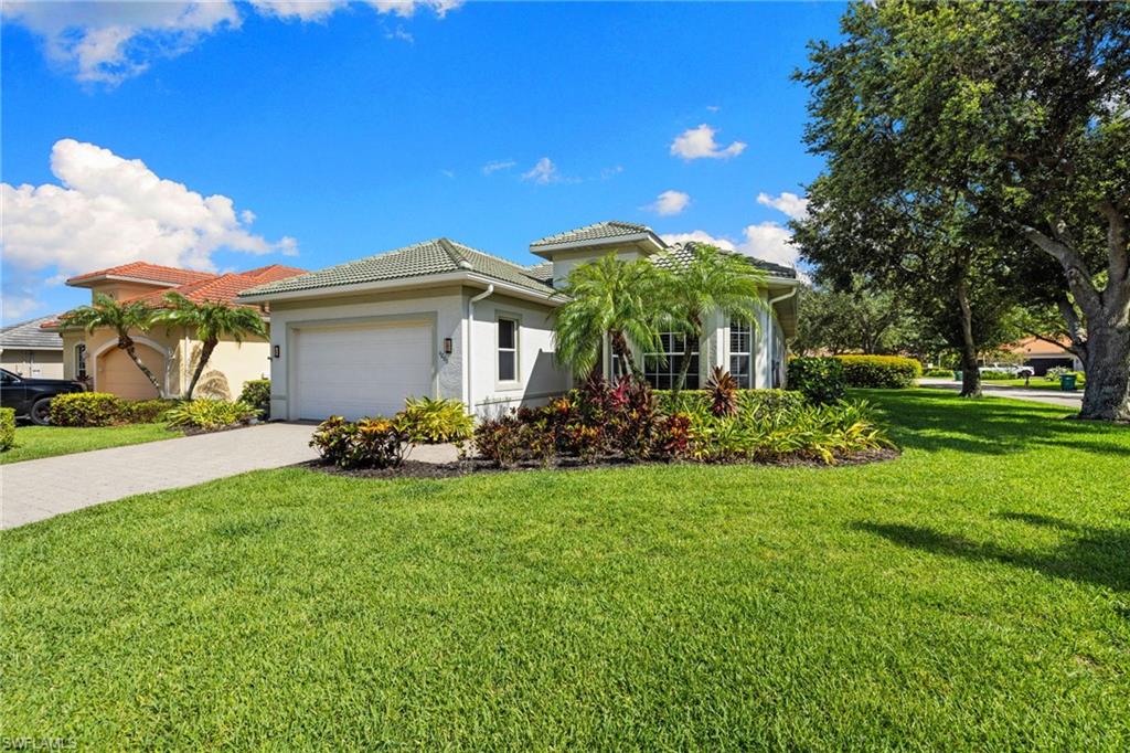 4208 Hampton Lane Naples, FL 34119 - Photo 37 of 48