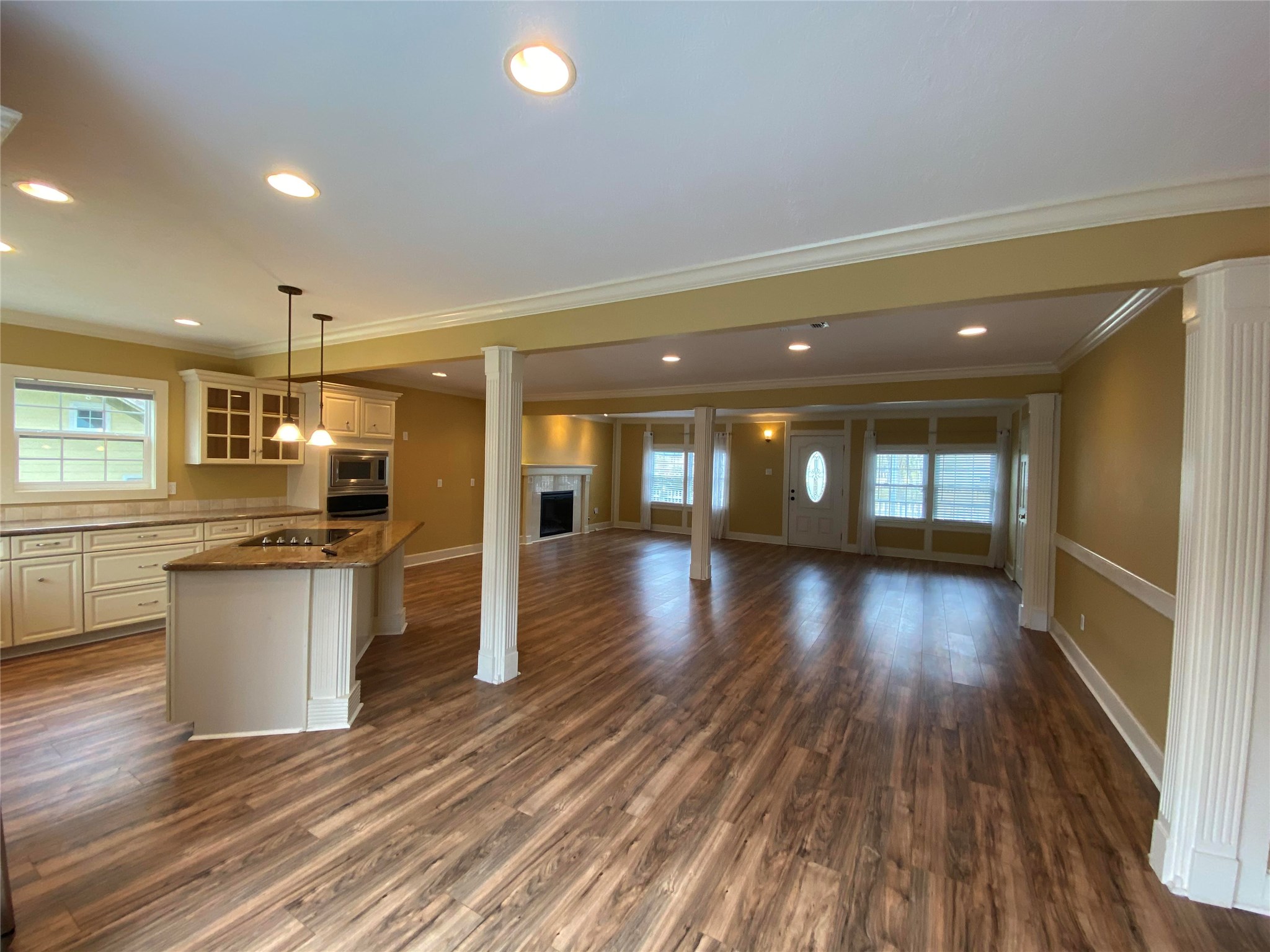 911 Hawthorne Road Clear Lake Shores, TX 77565 - Photo 7 of 50 View From The Back French Double Doors & Kitchen