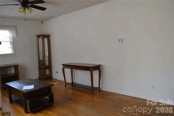 $185,000 | 624 Broadway Street Northwest, Lenoir, NC 28645