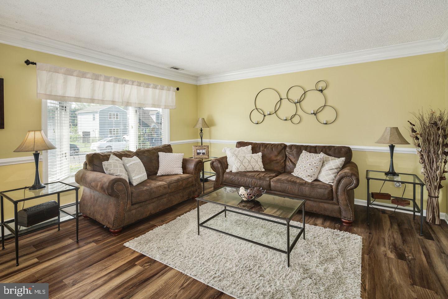11 Tinsel Road Levittown, PA 19056 - Photo 6 of 35 Bay Window