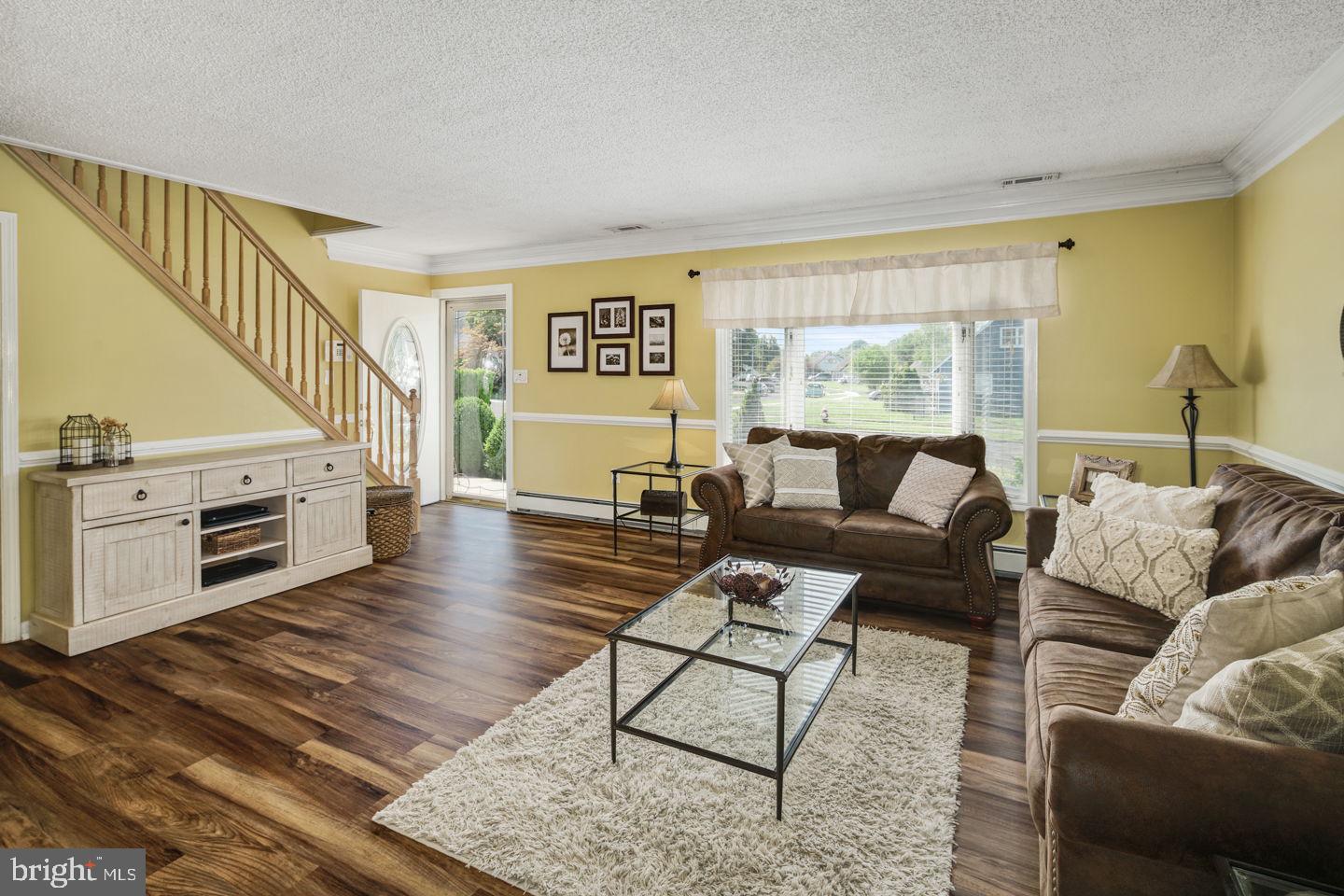 11 Tinsel Road Levittown, PA 19056 - Photo 8 of 35 Gallery Image 8
