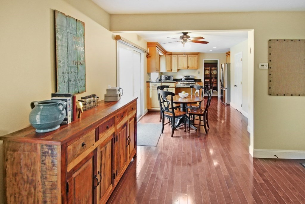 30 Jay Road North Andover, MA 01845 - Photo 7 of 24 Gallery Image 7