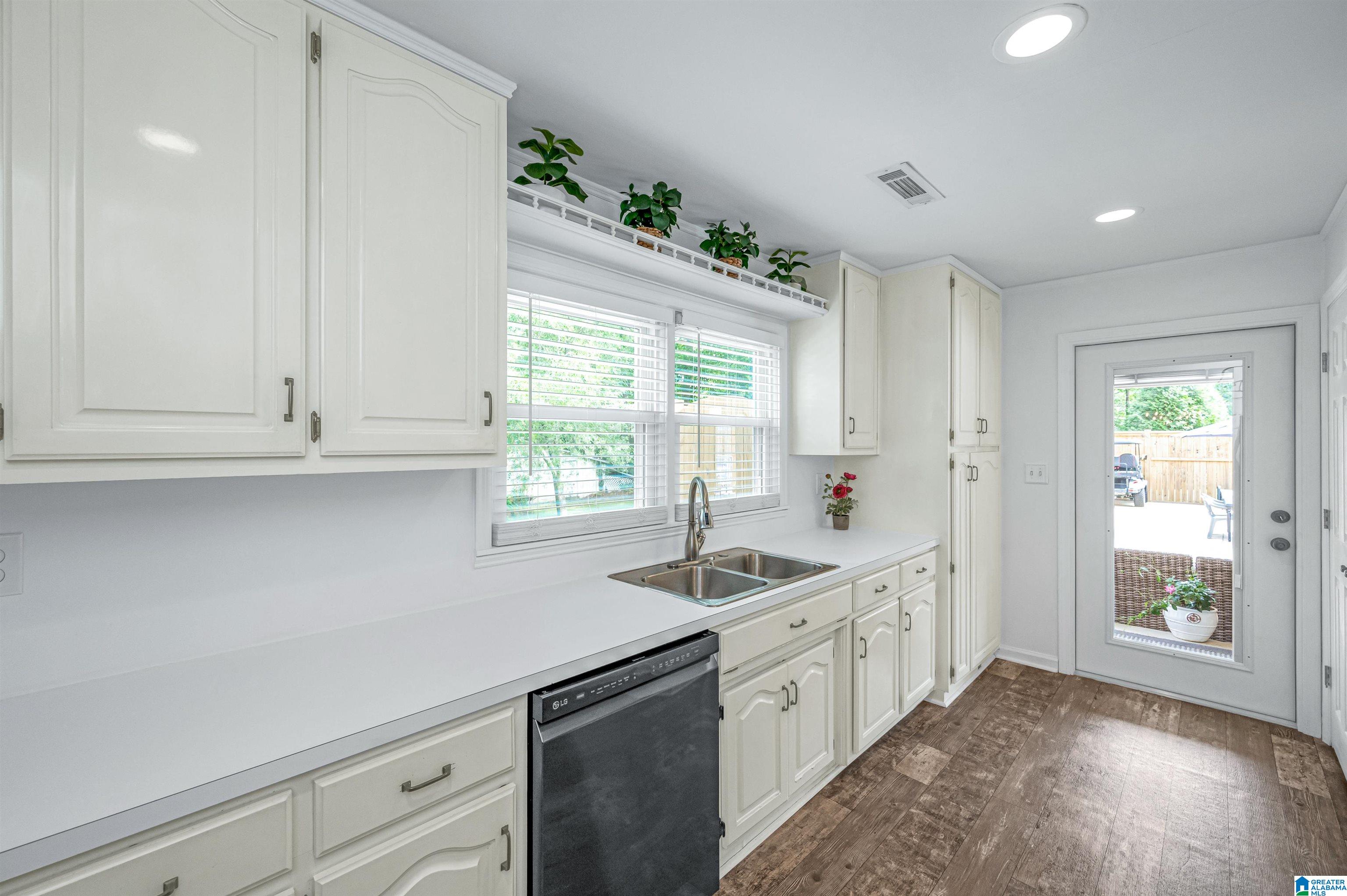 43 Gin Street Springville, AL 35146 - Photo 11 of 35