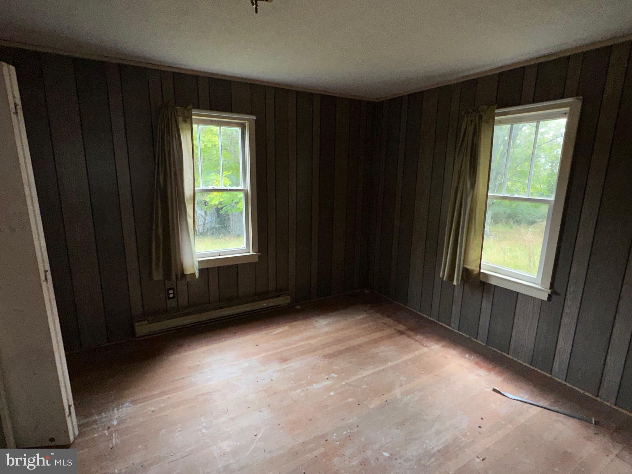 1245 Pious Ridge Road Berkeley Springs, WV 25411 - Photo 10 of 12 Gallery Image 10