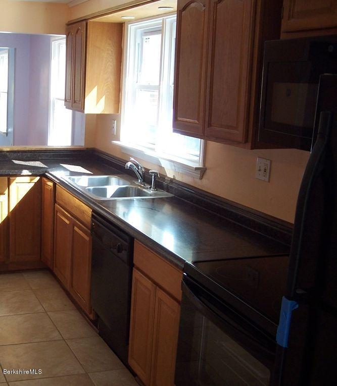 6 Stormview Road Lanesborough, MA 01237 - Photo 7 of 19 IS1nehdz8eufz31000000000