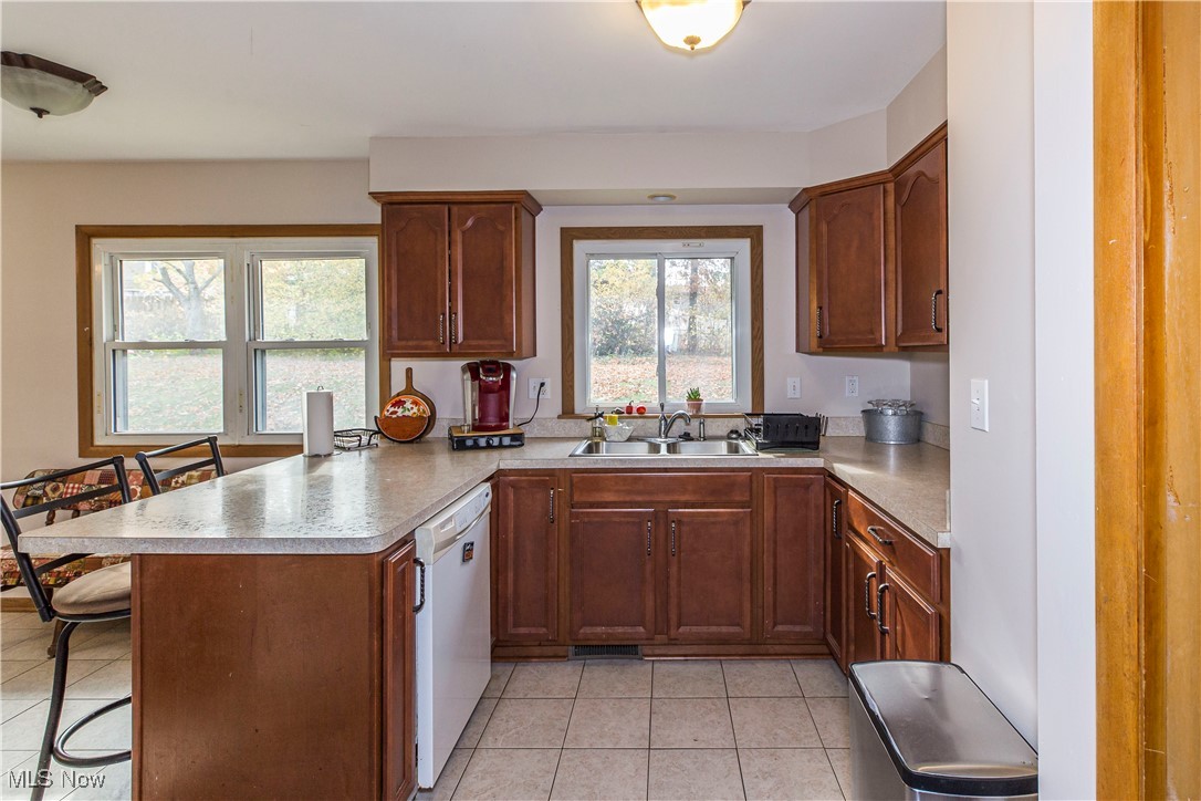 2114 Springfield Center Road Akron, OH 44312 - Photo 11 of 31 Gallery Image 11