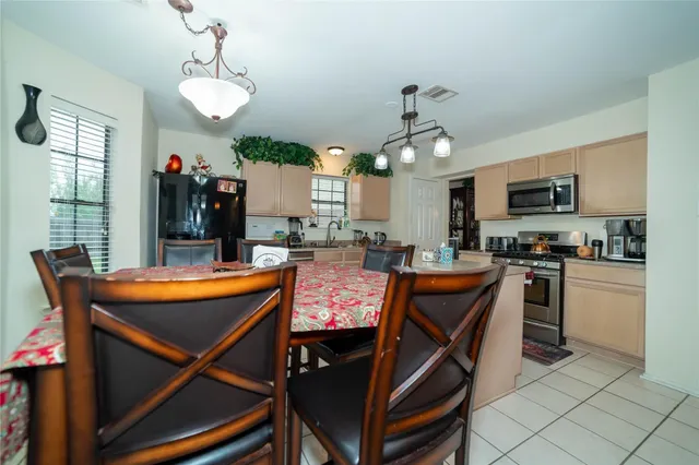 $2,150 | 5121 Alderney Court, Rosenberg, TX 77471