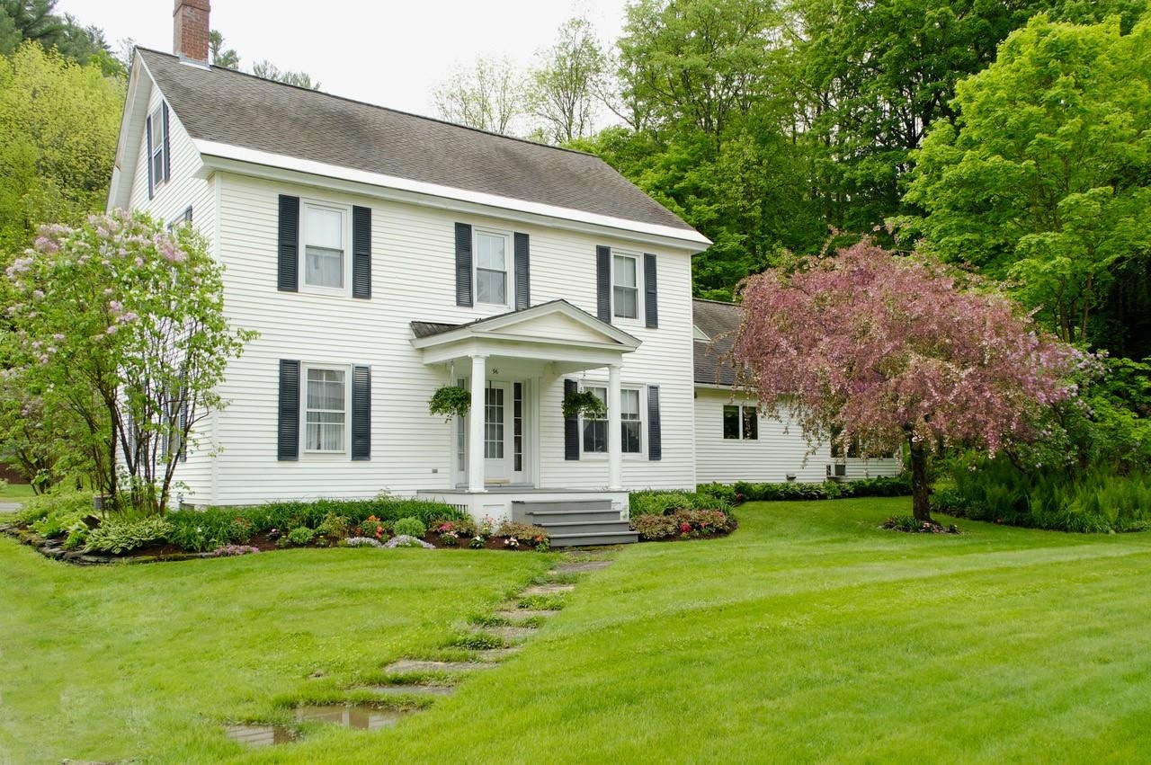 96 Sunset Street Stowe, VT 05672 - Photo 3 of 50