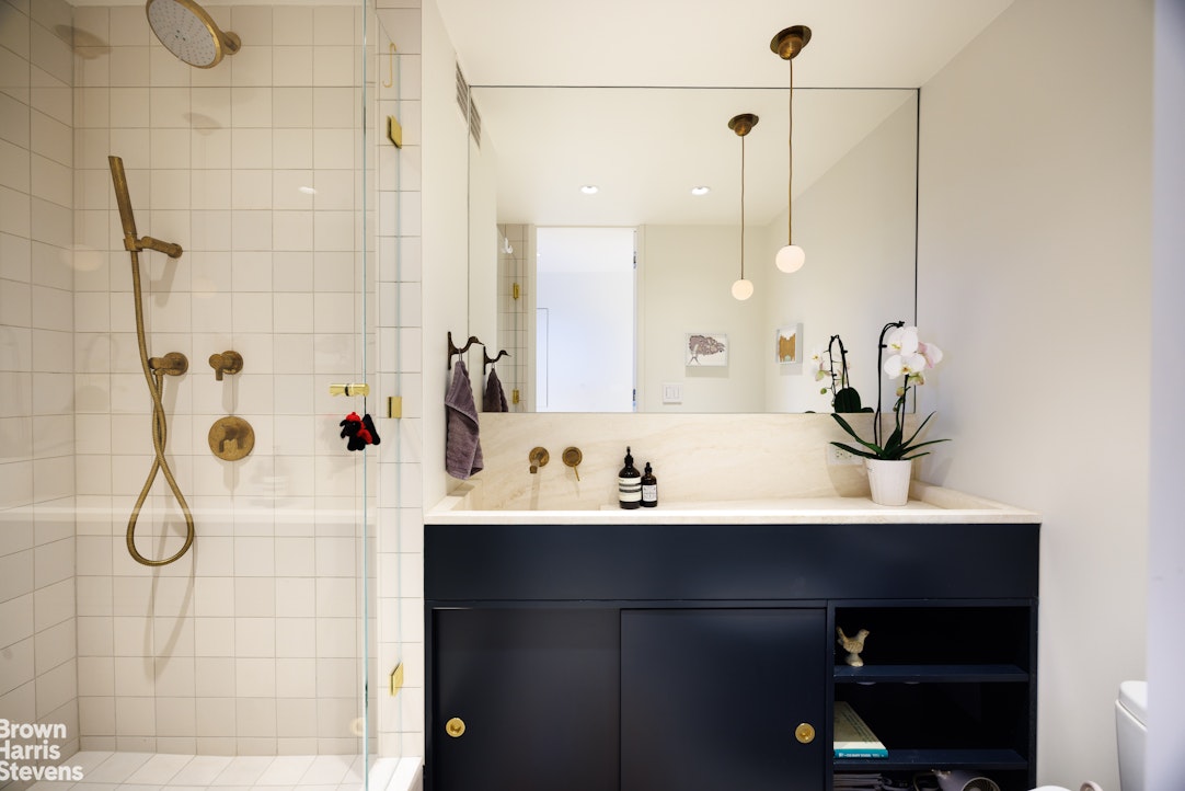 300 East 59th Street, Unit 3506 Manhattan, NY 10022 - Photo 7 of 13