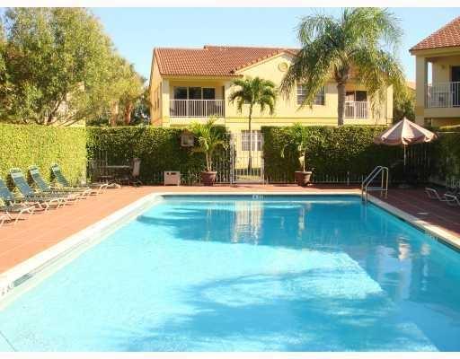 10340 Courtside Lane, Unit D Boca Raton, FL 33428 - Photo 6 of 16 Courtside Villas_6