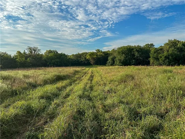 $210,000 | O Highway, Blairstown, MO 64726