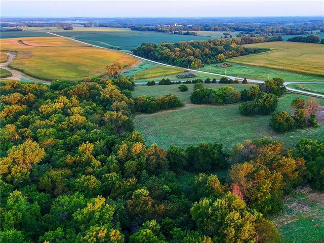 $210,000 | O Highway, Blairstown, MO 64726