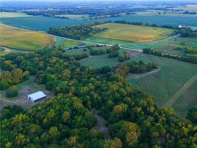 $210,000 | O Highway, Blairstown, MO 64726