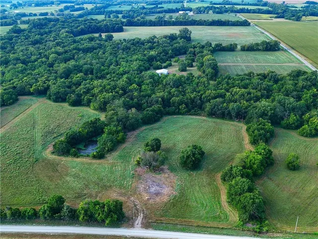 $210,000 | O Highway, Blairstown, MO 64726