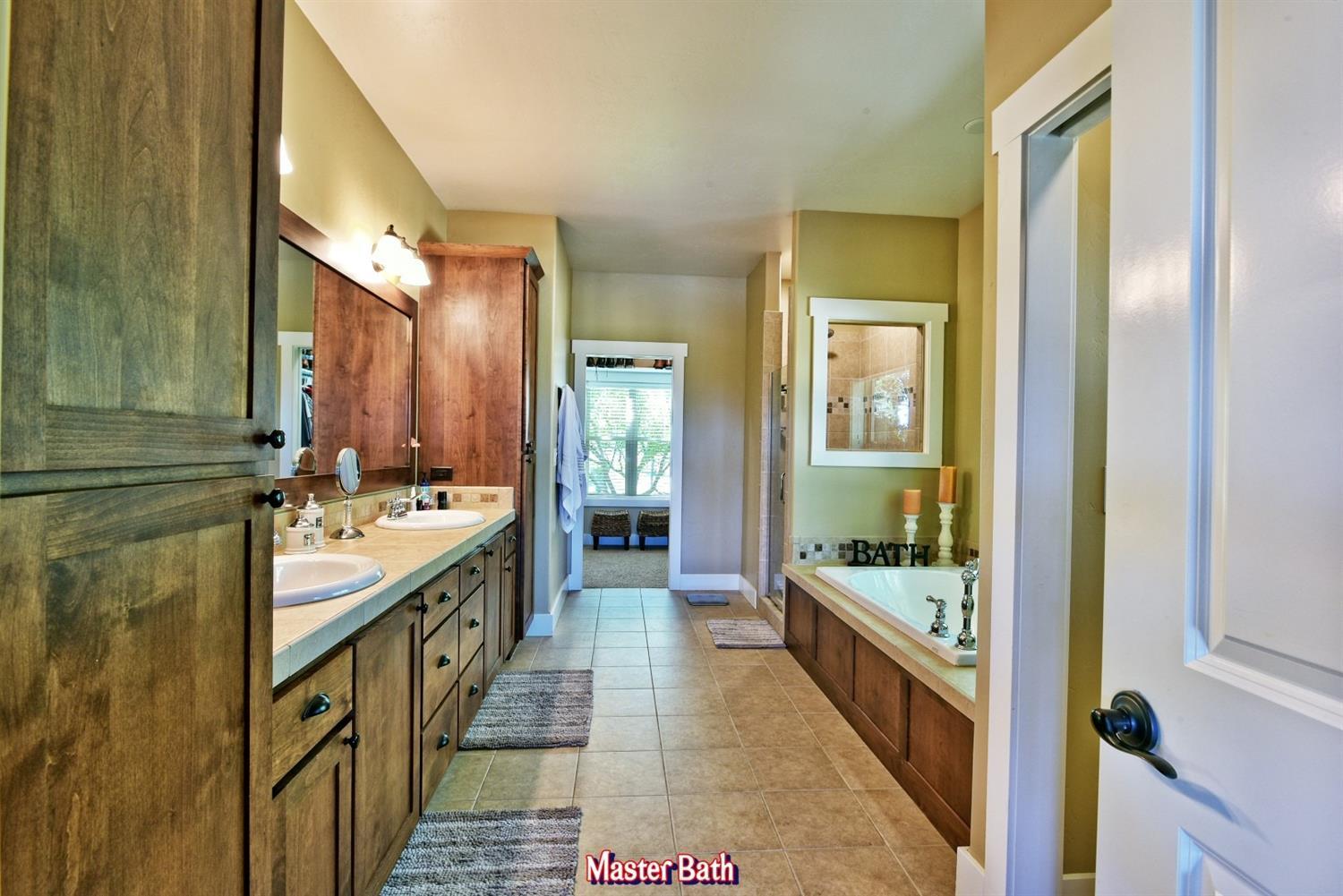 4223 Tami Lane Central Point, OR 97502 - Photo 12 of 34 Additional Photo