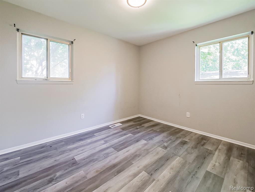 22430 Rausch Avenue Eastpointe, MI 48021 - Photo 10 of 20 Gallery Image 10