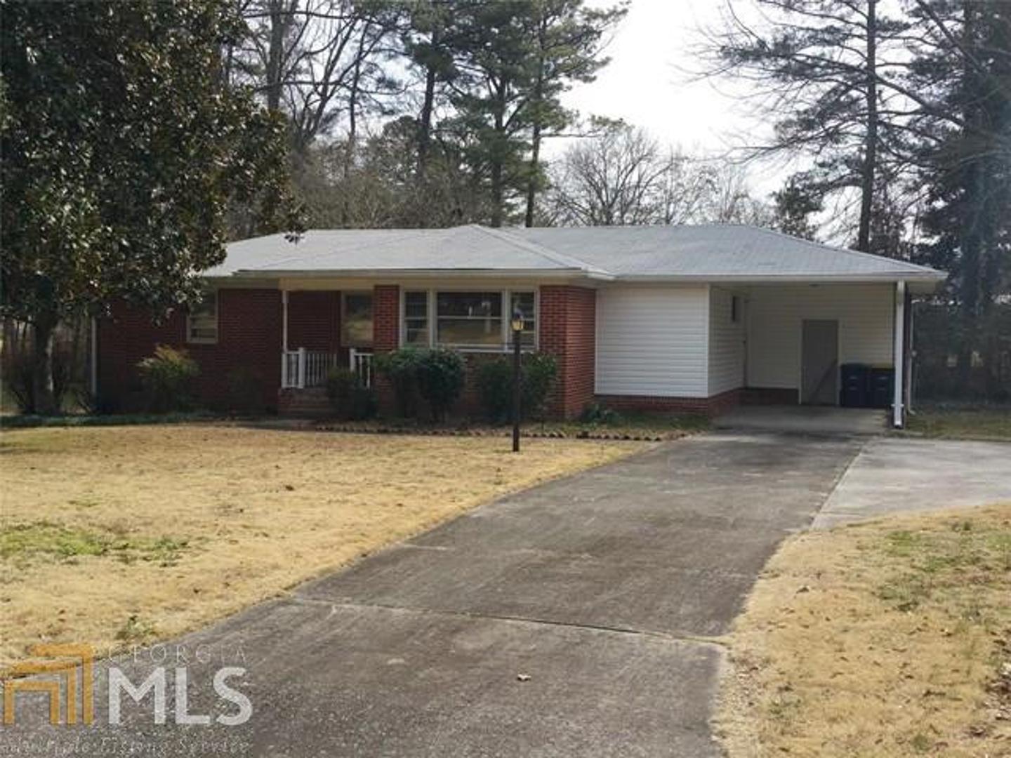 15 Meadow Lane Southwest Rome, GA 30165 - Photo 1 of 1 a front view of house with yard