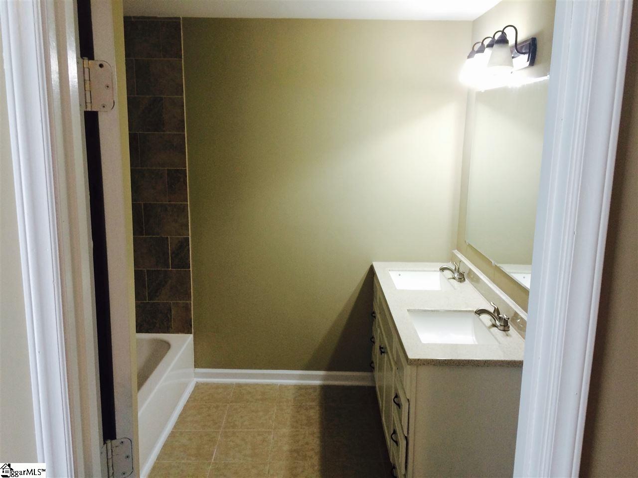 315 Wren Road Piedmont, SC 29673 - Photo 12 of 20 Gallery Image 12