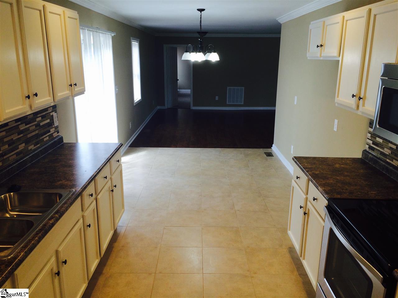315 Wren Road Piedmont, SC 29673 - Photo 4 of 20 Gallery Image 4