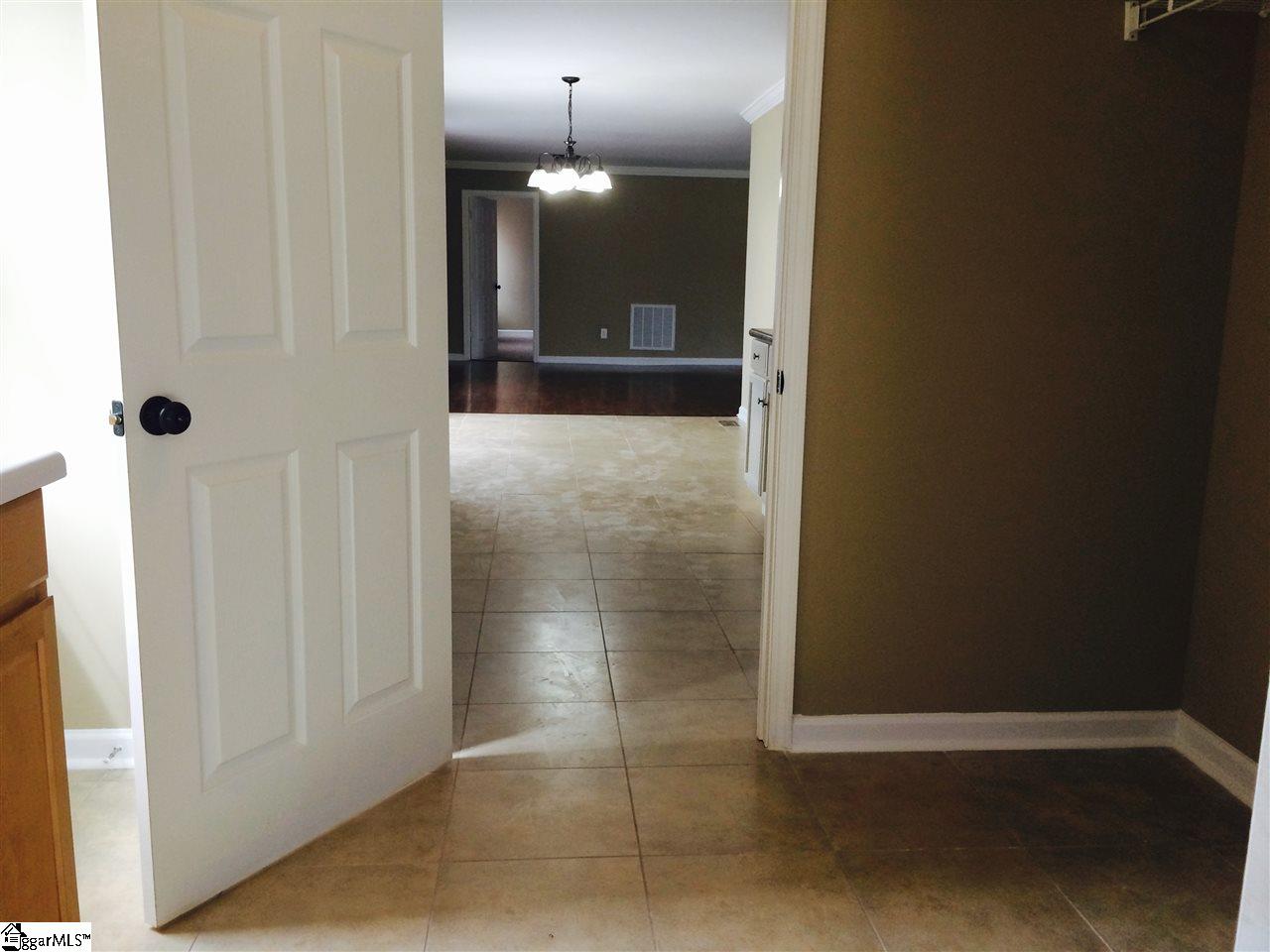315 Wren Road Piedmont, SC 29673 - Photo 10 of 20 Gallery Image 10