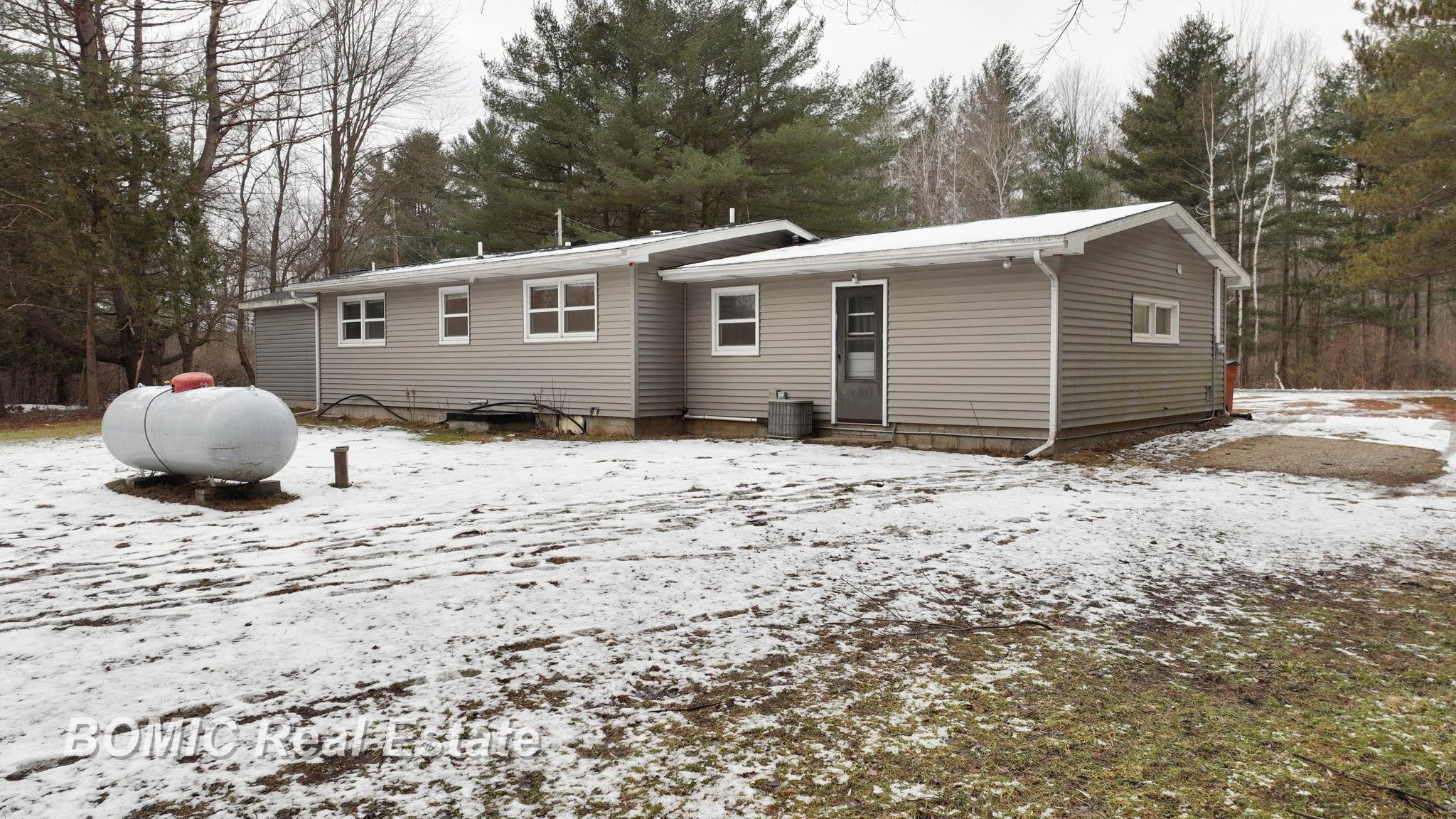 3411 Bruisee Road Caro, MI 48723 - Photo 36 of 46 50197694-2d2c4767-0287-40b6-b329-d6b108a4c267.JPG