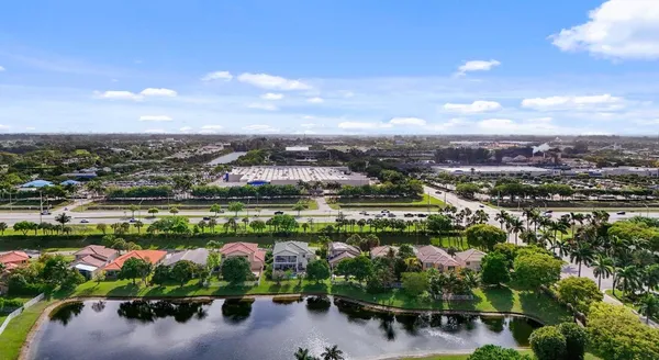 $665,000 | 144 Bella Vista Way, Royal Palm Beach, FL 33411