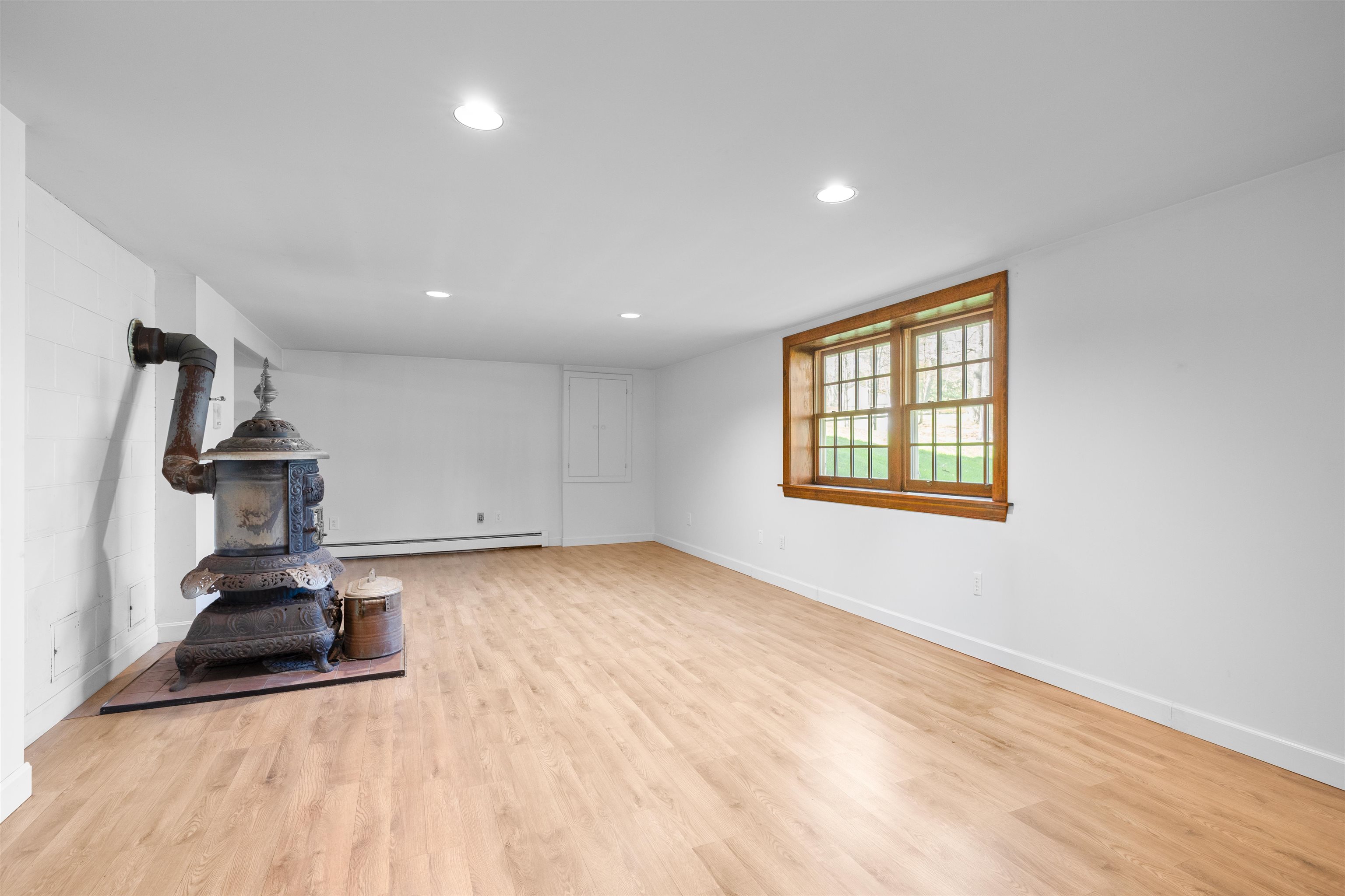 60 Cambridge Road Hampstead, NH 03841 - Photo 21 of 33