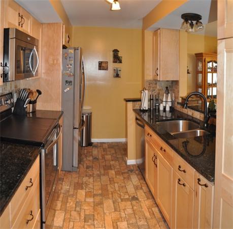 40 Ware Road, Unit 11 Belchertown, MA 01007 - Photo 10 of 28 Gallery Image 10