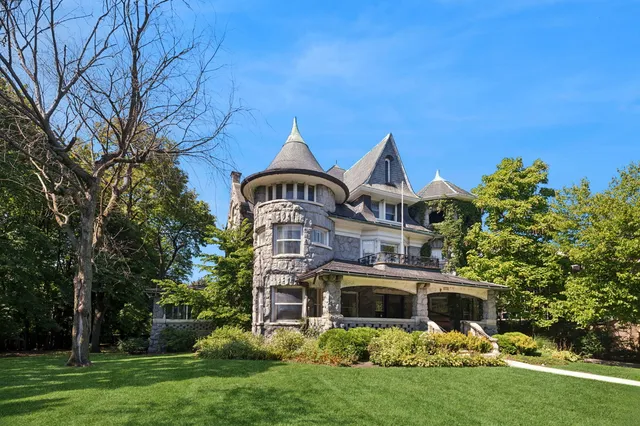 $2,890,000 | 1232 Ridge Avenue, Evanston, IL 60202