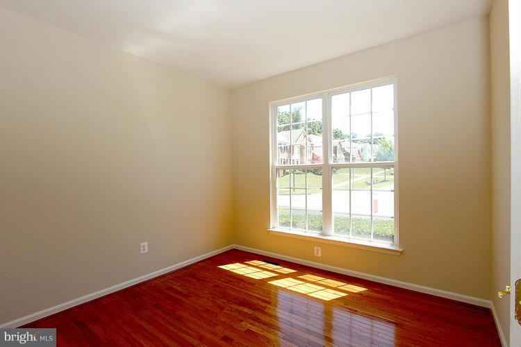 18710 Broken Oak Road Boyds, MD 20841 - Photo 5 of 27 Interior (General)