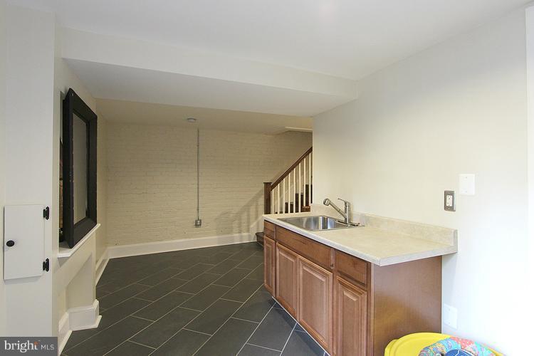 1123 7th Street Northeast Washington, DC 20002 - Photo 13 of 25 Interior (General)