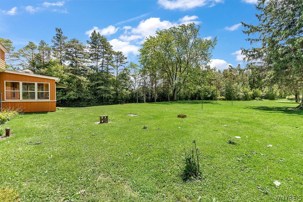 2000 West Blood Road East Aurora, NY 14052 - Photo 40 of 41 Yard