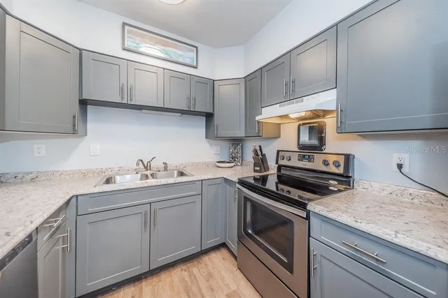 $5,000 | 459 Main Street, Unit B, Dunedin, FL 34698