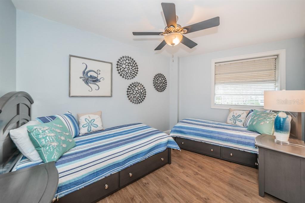 459 Main Street, Unit B Dunedin, FL 34698 - Photo 20 of 29