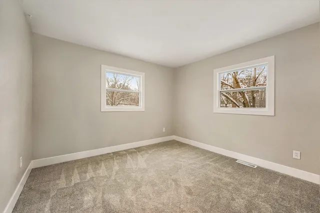 $330,000 | 4341 Laura Avenue Northwest, Comstock Park, MI 49321