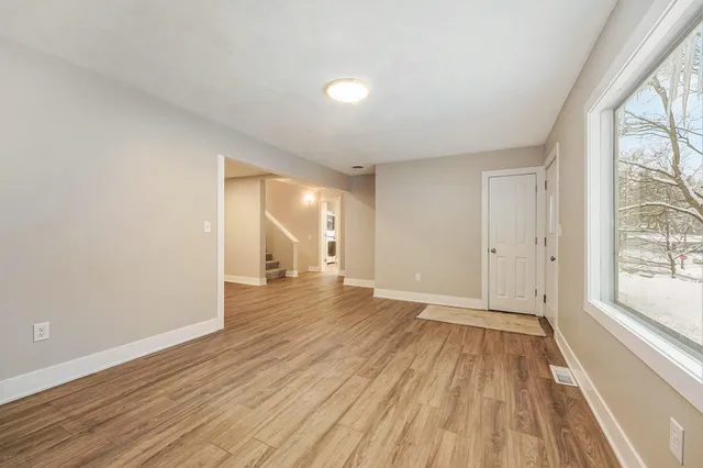 $330,000 | 4341 Laura Avenue Northwest, Comstock Park, MI 49321