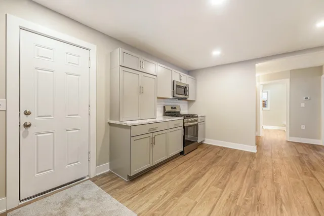 $330,000 | 4341 Laura Avenue Northwest, Comstock Park, MI 49321