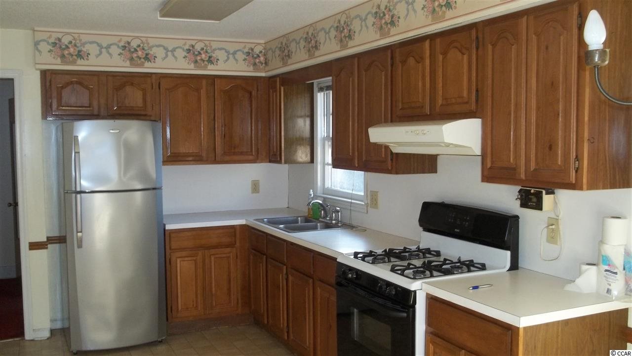 617 North Fraser Street Georgetown, SC 29440 - Photo 3 of 7 Gallery Image 3